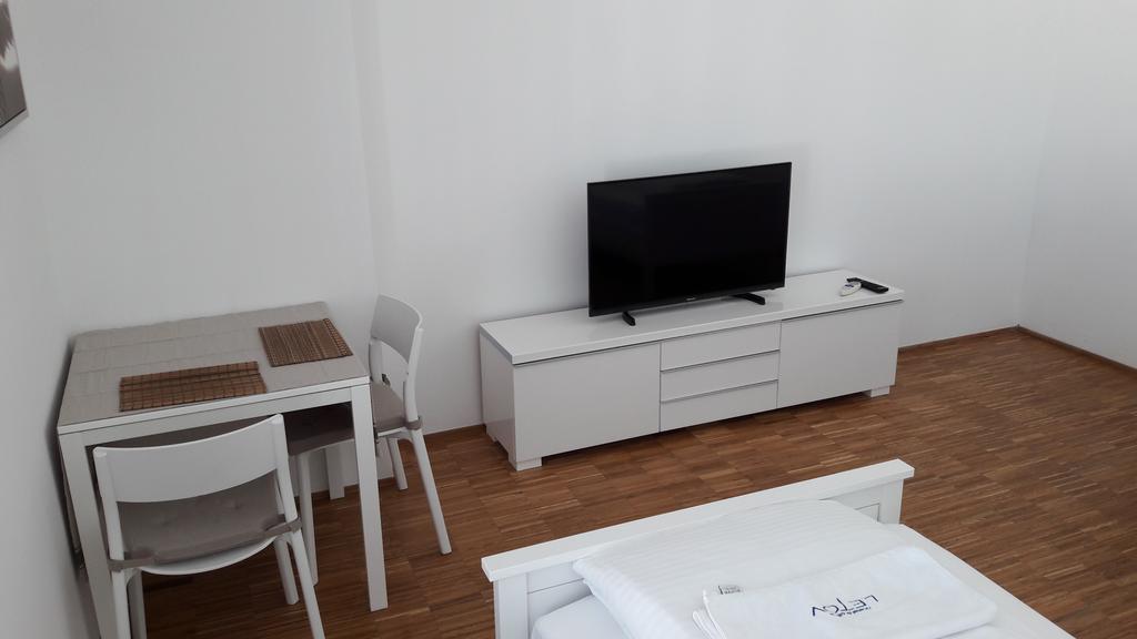 Hostel Hotel&hostel Letov *